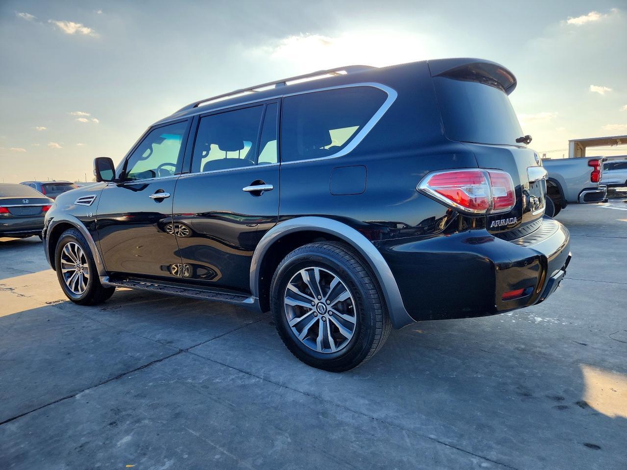 2017 Nissan Armada Sl - Фото 2