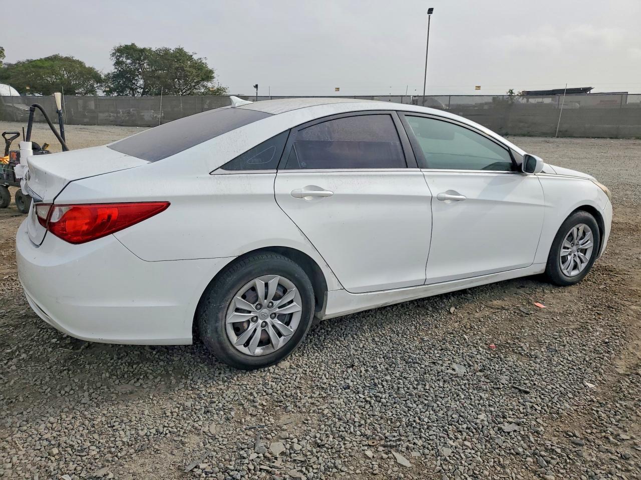 2011 Hyundai Sonata Gls - Фото 3