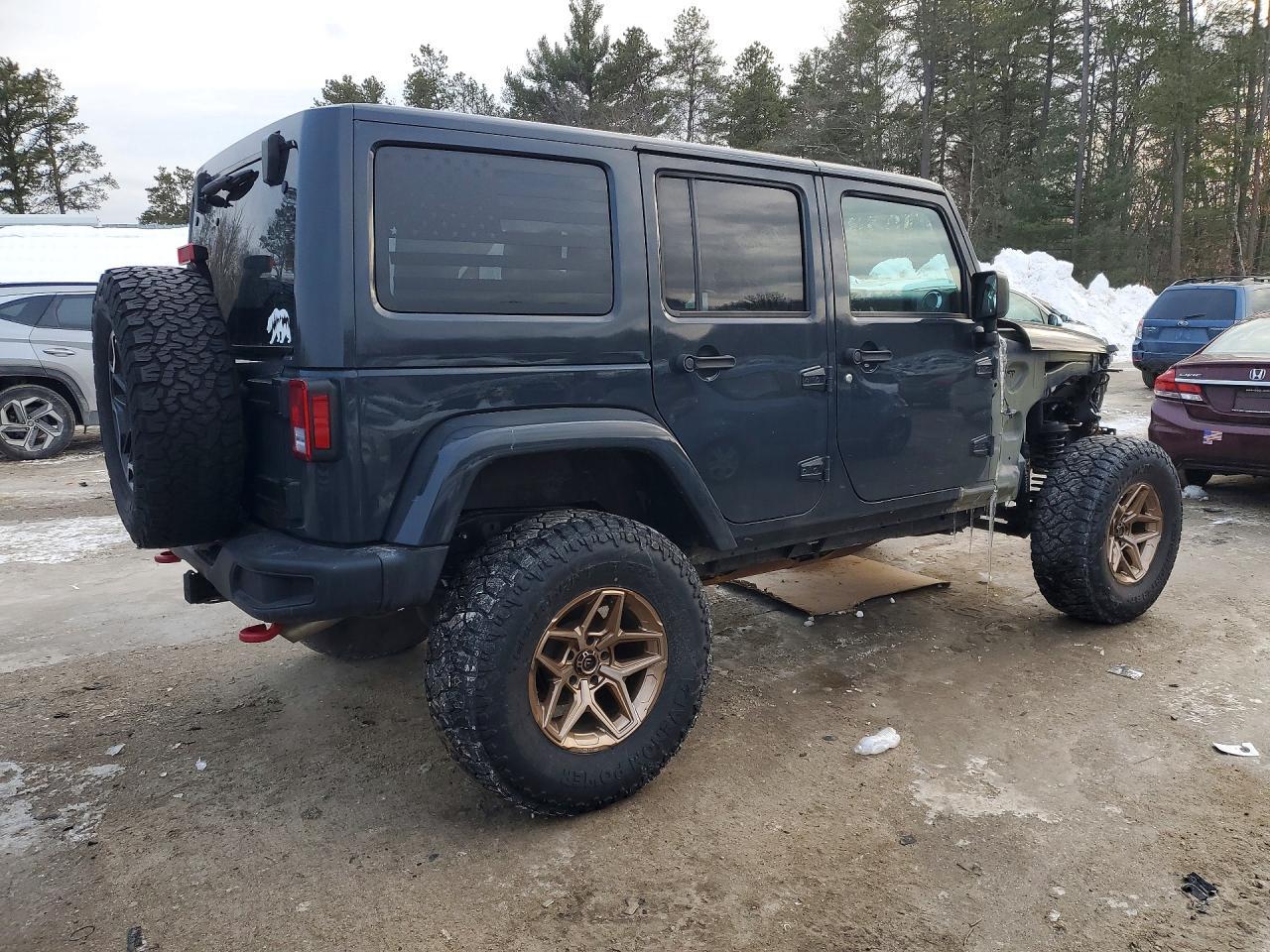2017 Jeep Wrangler Unlimited Rubicon - Image 3