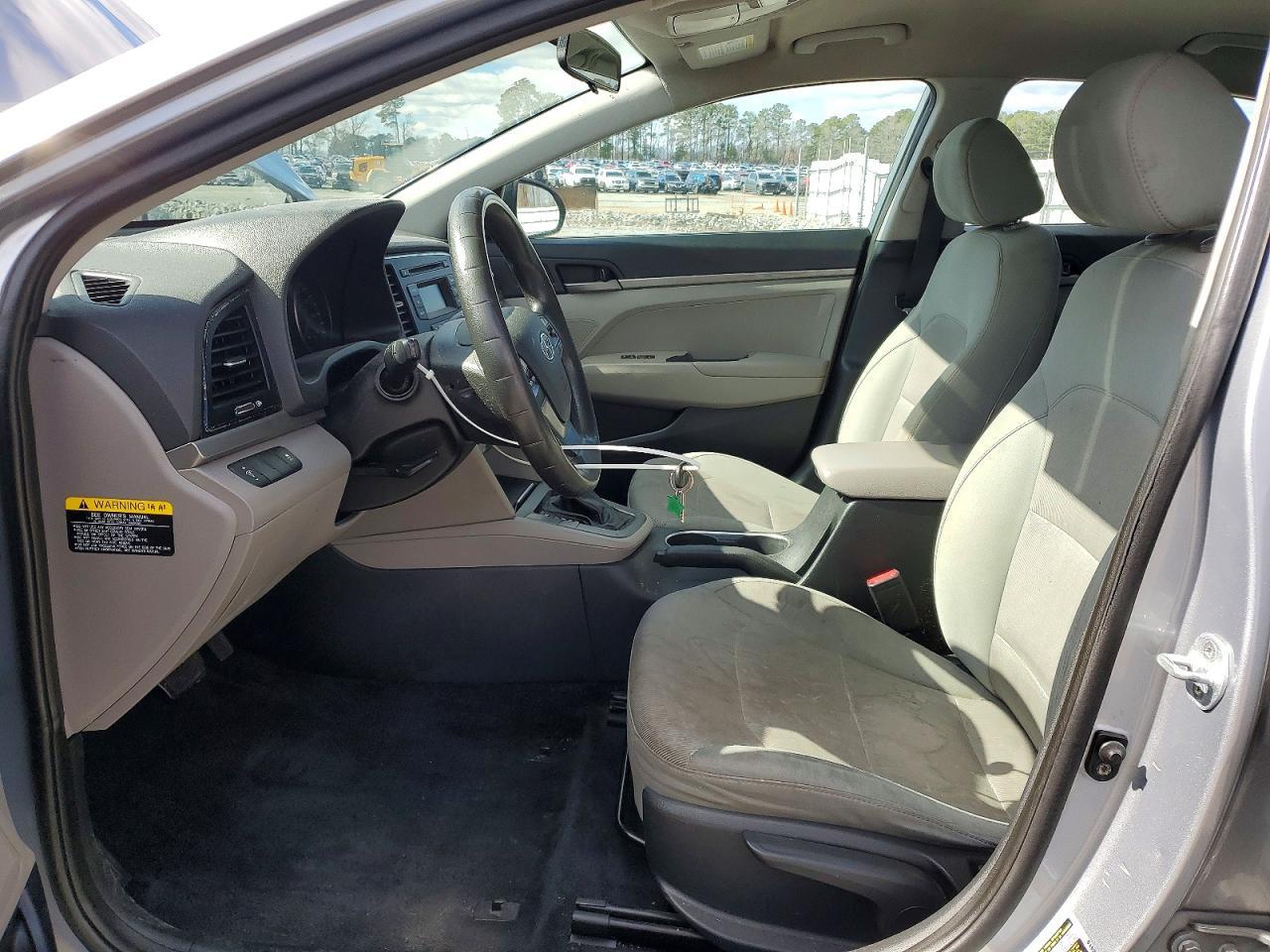 2017 Hyundai Elantra Se - Фото 7