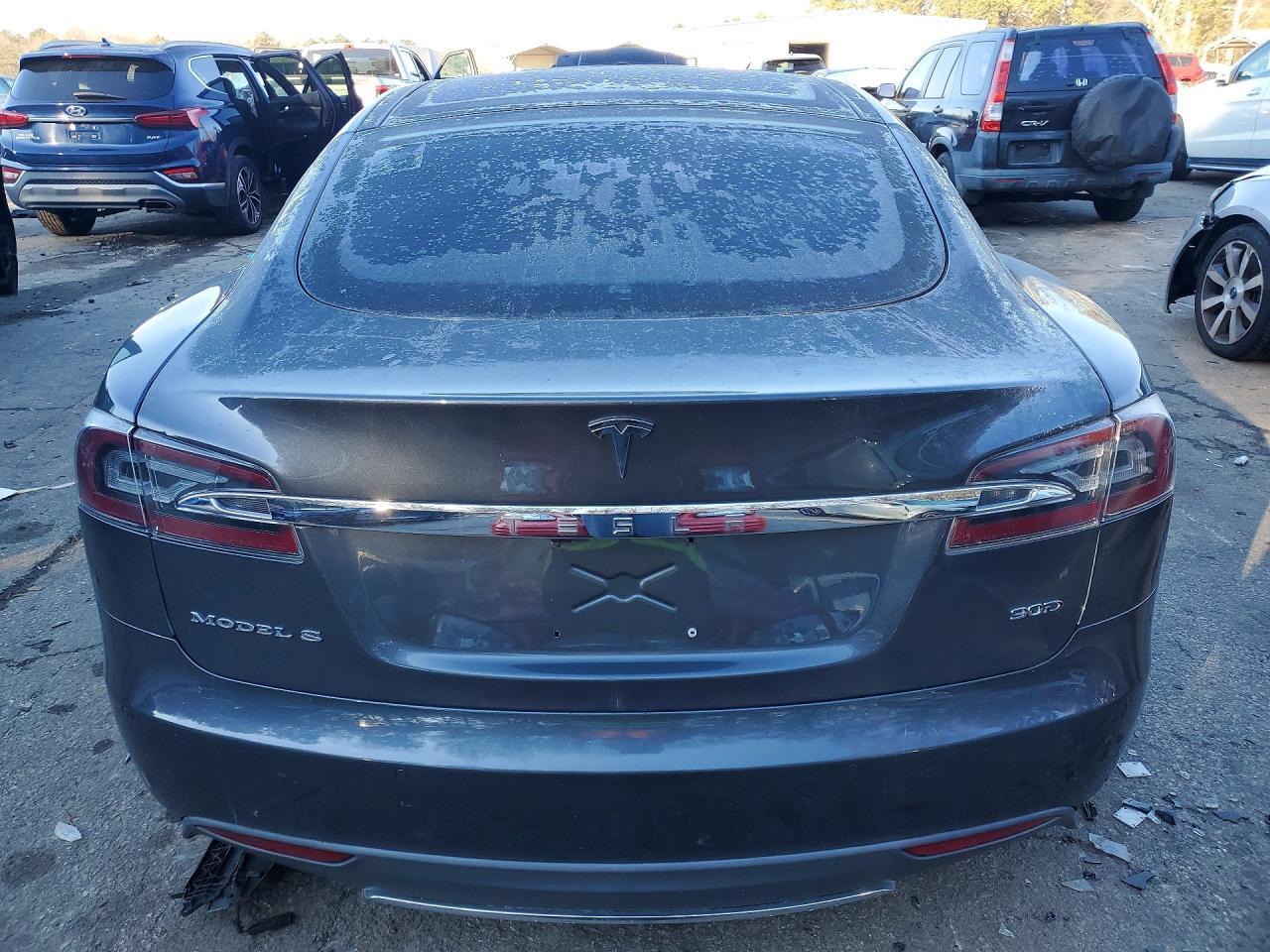 2016 Tesla Model S - Image 6