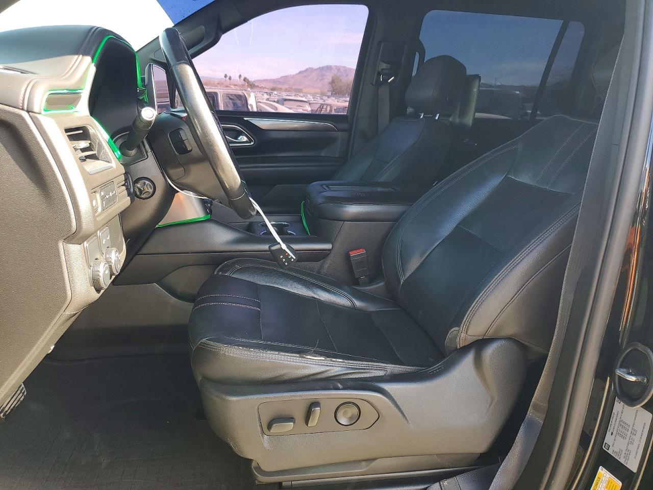 2021 Chev Suburban C - Фото 7
