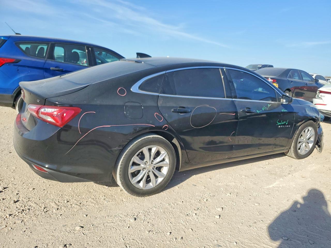 2020 Chevrolet Malibu Lt - Image 3