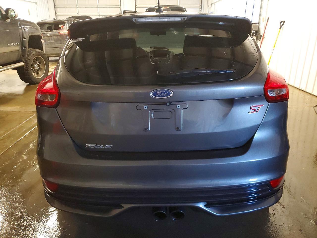 2018 Ford Focus St - Фото 6
