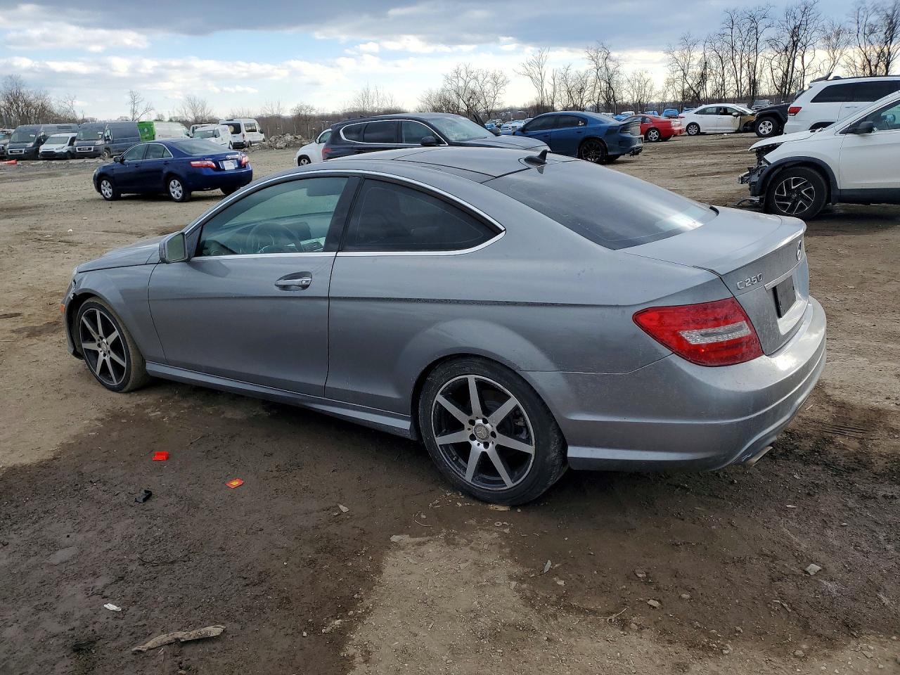 2015 Mercedes-Benz C 250 - Image 2