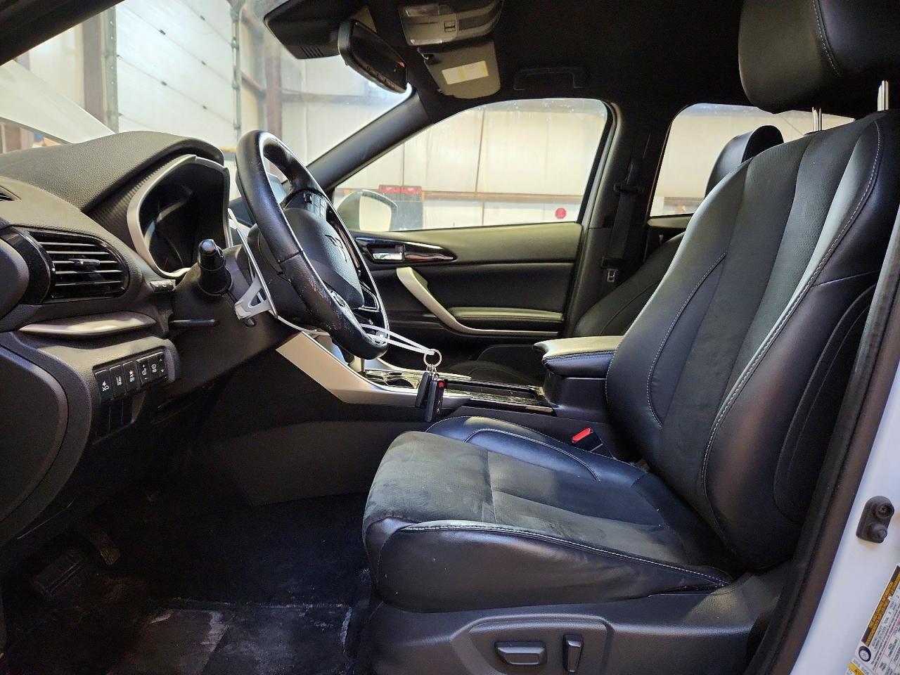 2023 Mitsubishi Eclipse Cross Le - Фото 7