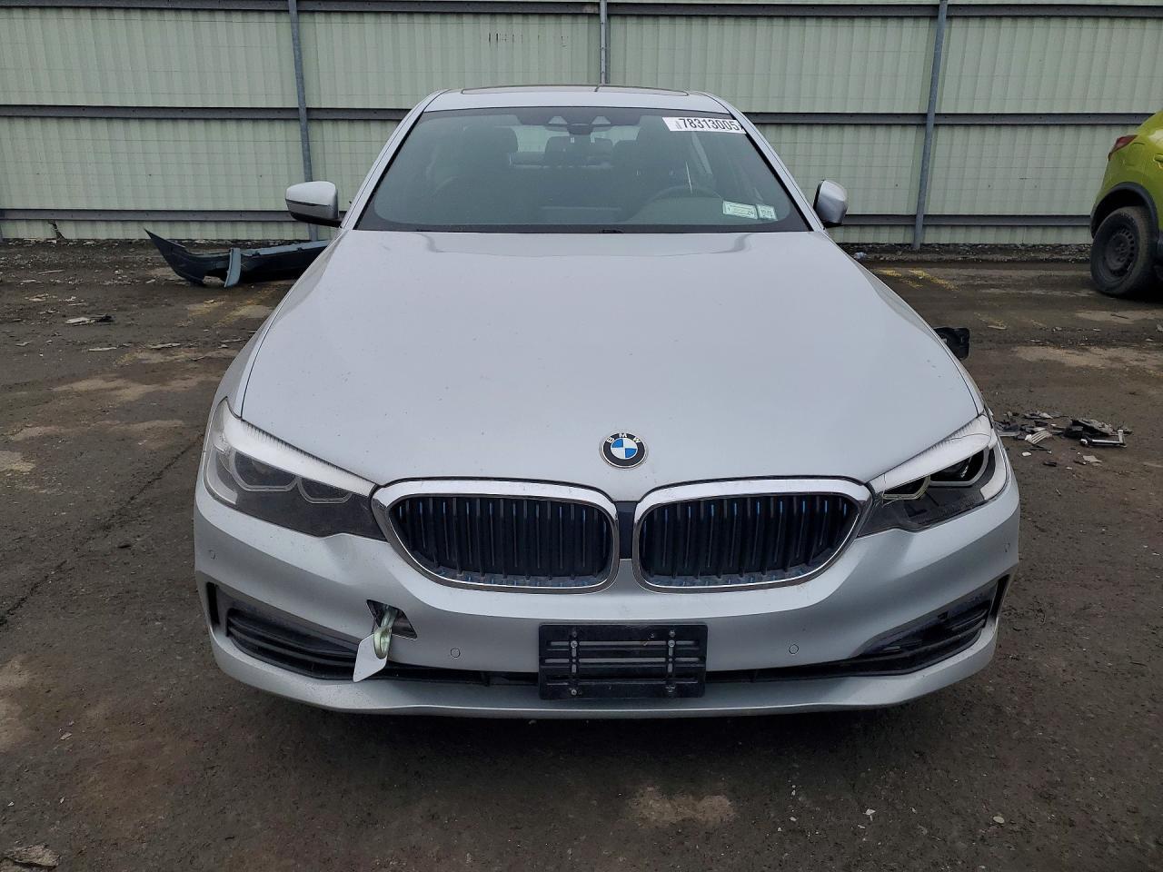 2019 BMW 530Xe - Image 5