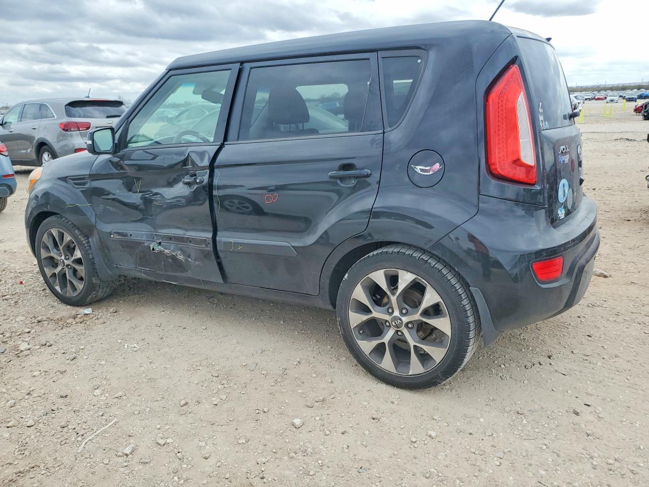 2012 Kia Soul + - Image 2