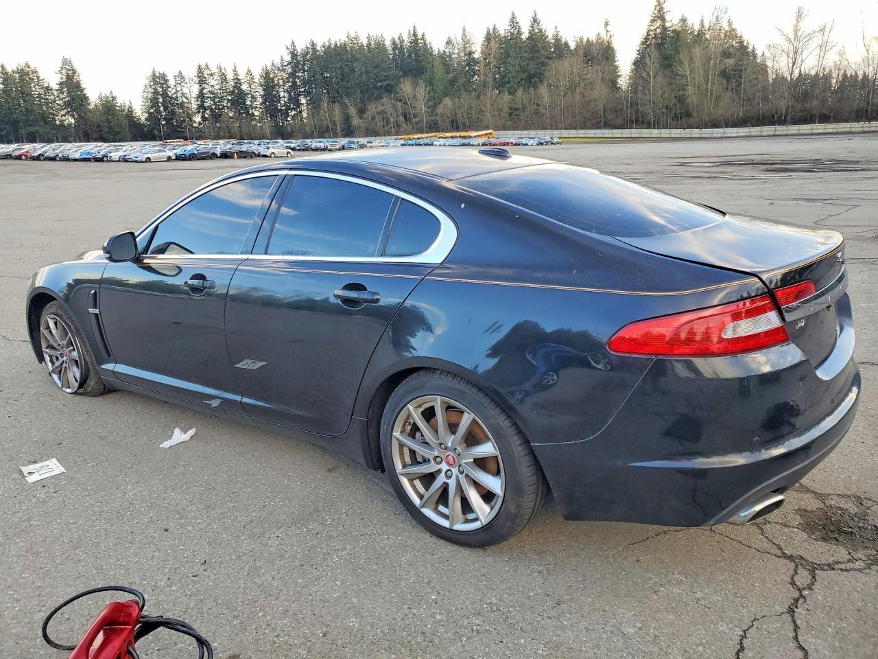 2011 Jaguar Xf Premium - Фото 2
