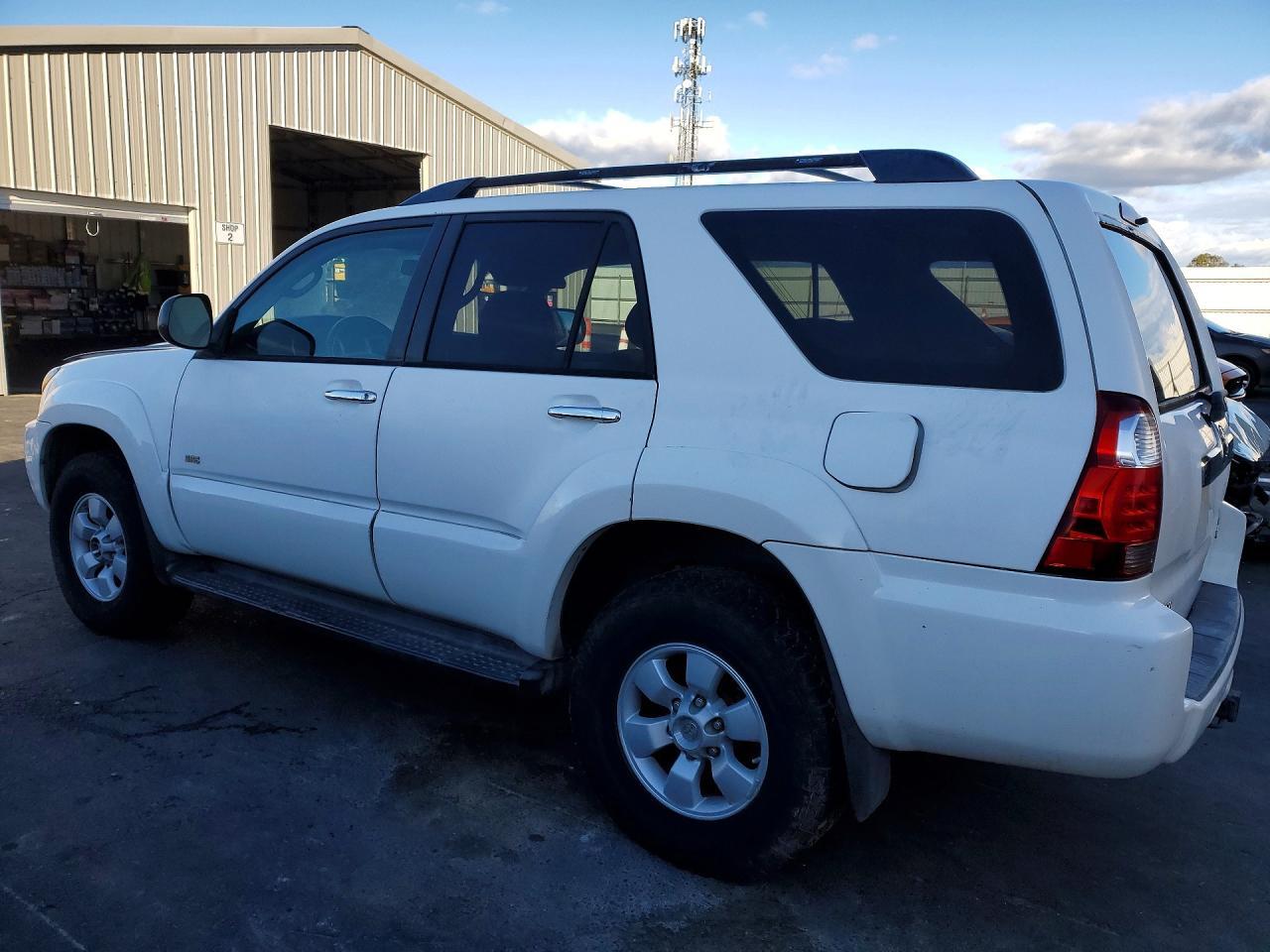 2006 Toyota 4Runner Sr5 - Image 2