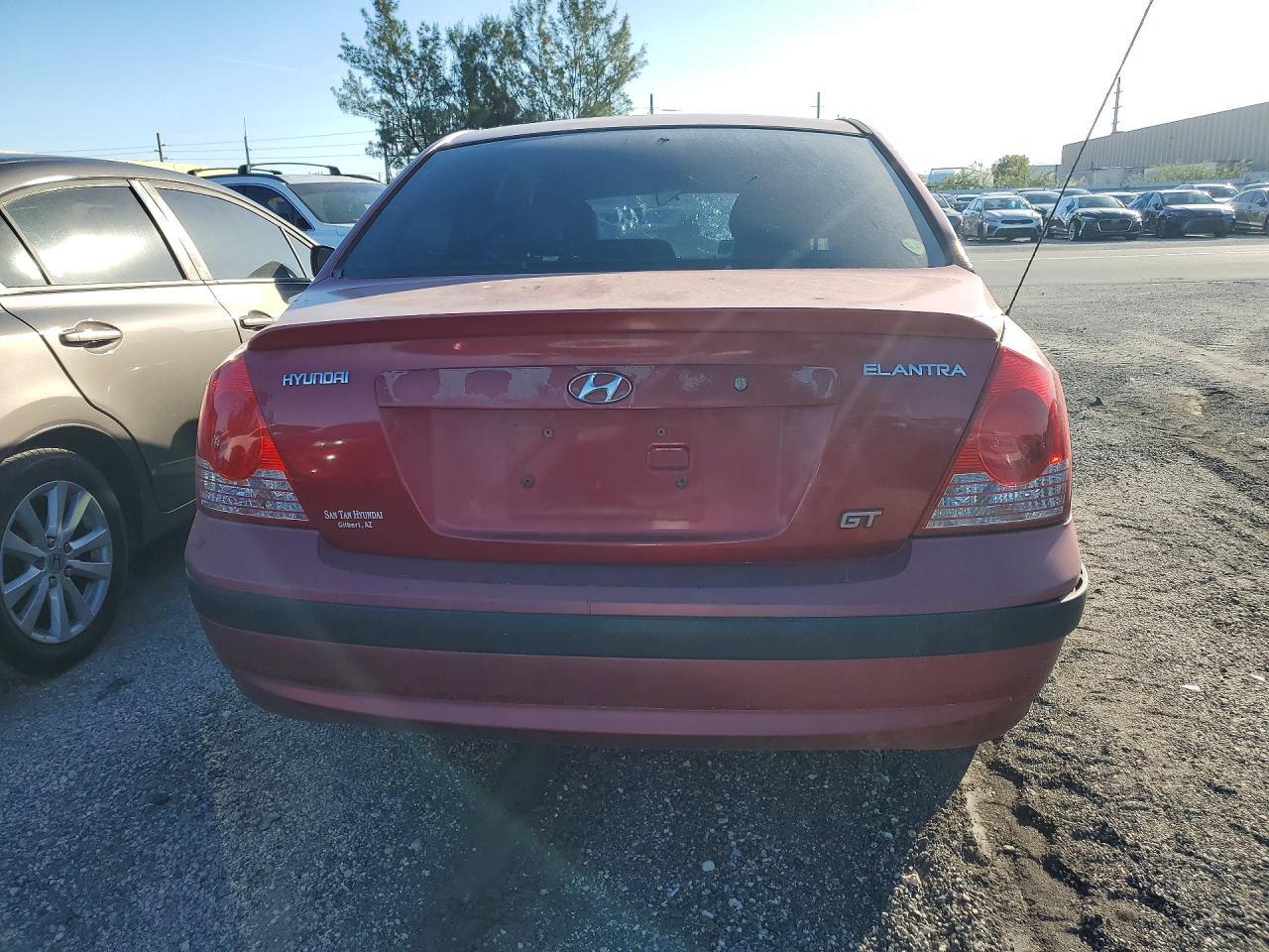 2004 Hyundai Elantra Gt - Фото 6