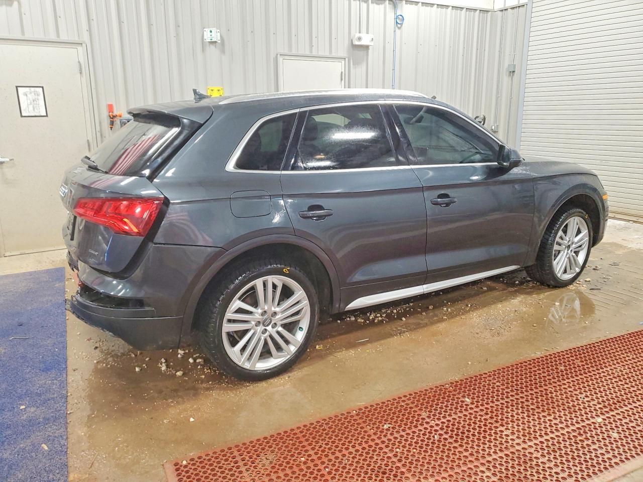 2019 Audi Q5 Premium Plus - Image 3