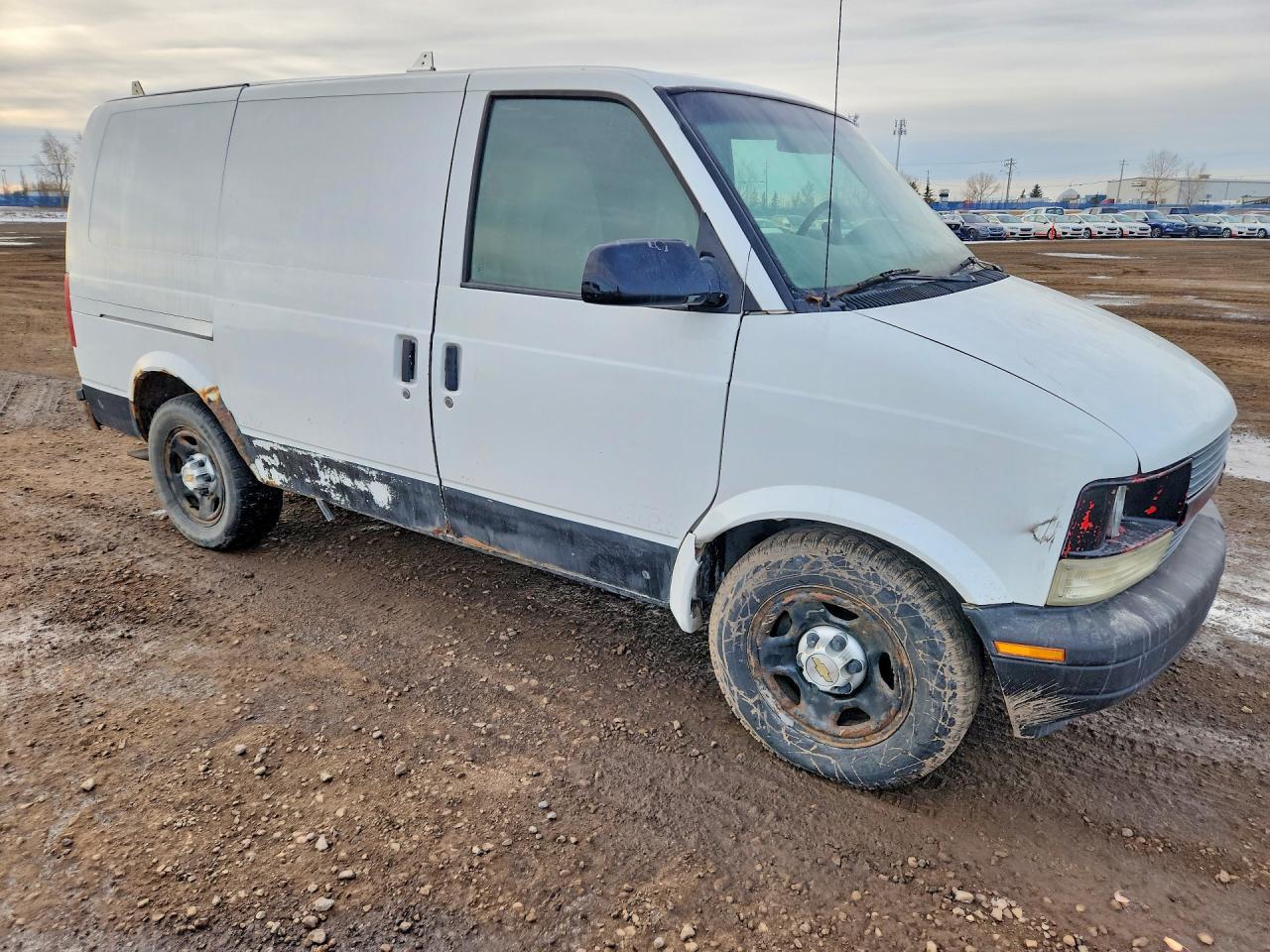 2005 Chevrolet Astro - Image 4