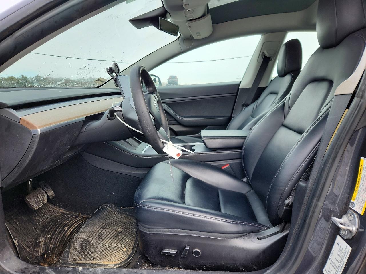 2021 Tesla Model 3 - Image 7