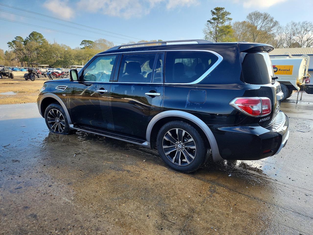 2017 Nissan Armada Platinum - Фото 2