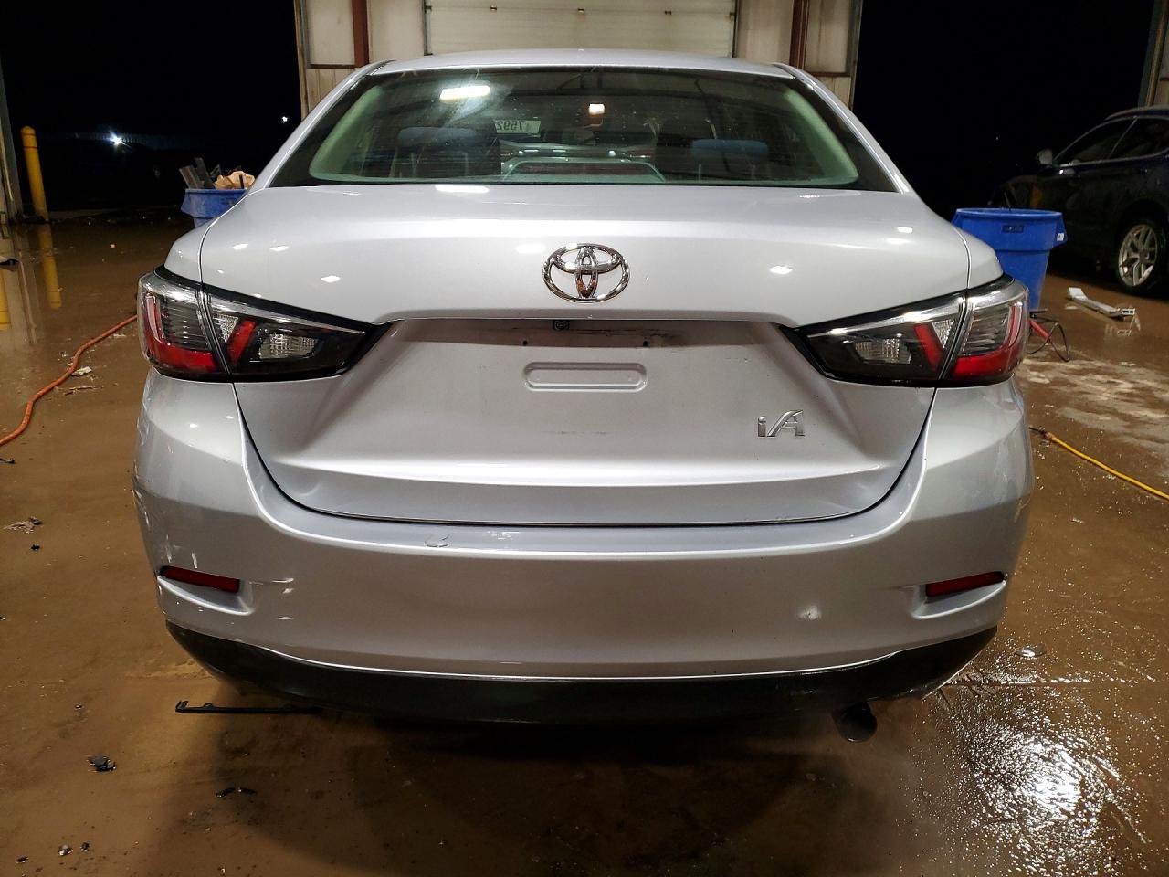 2017 Toyota Yaris Ia Base - Image 6
