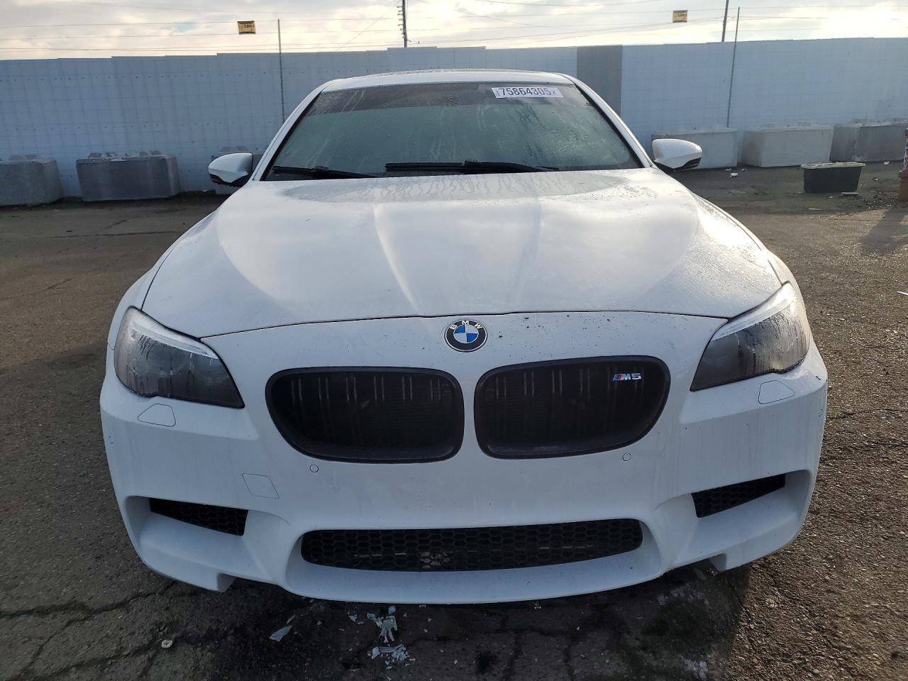 2014 BMW M5 - Фото 5