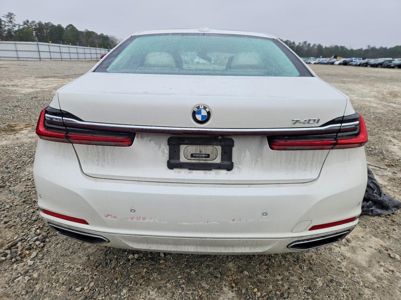 2020 BMW 740 I - Фото 6