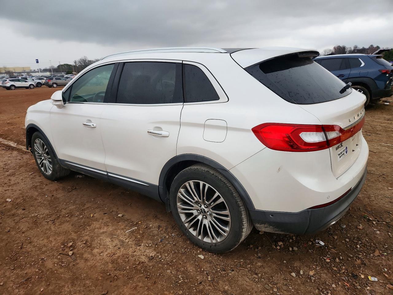2017 Lincoln Mkx Reserve - Фото 2