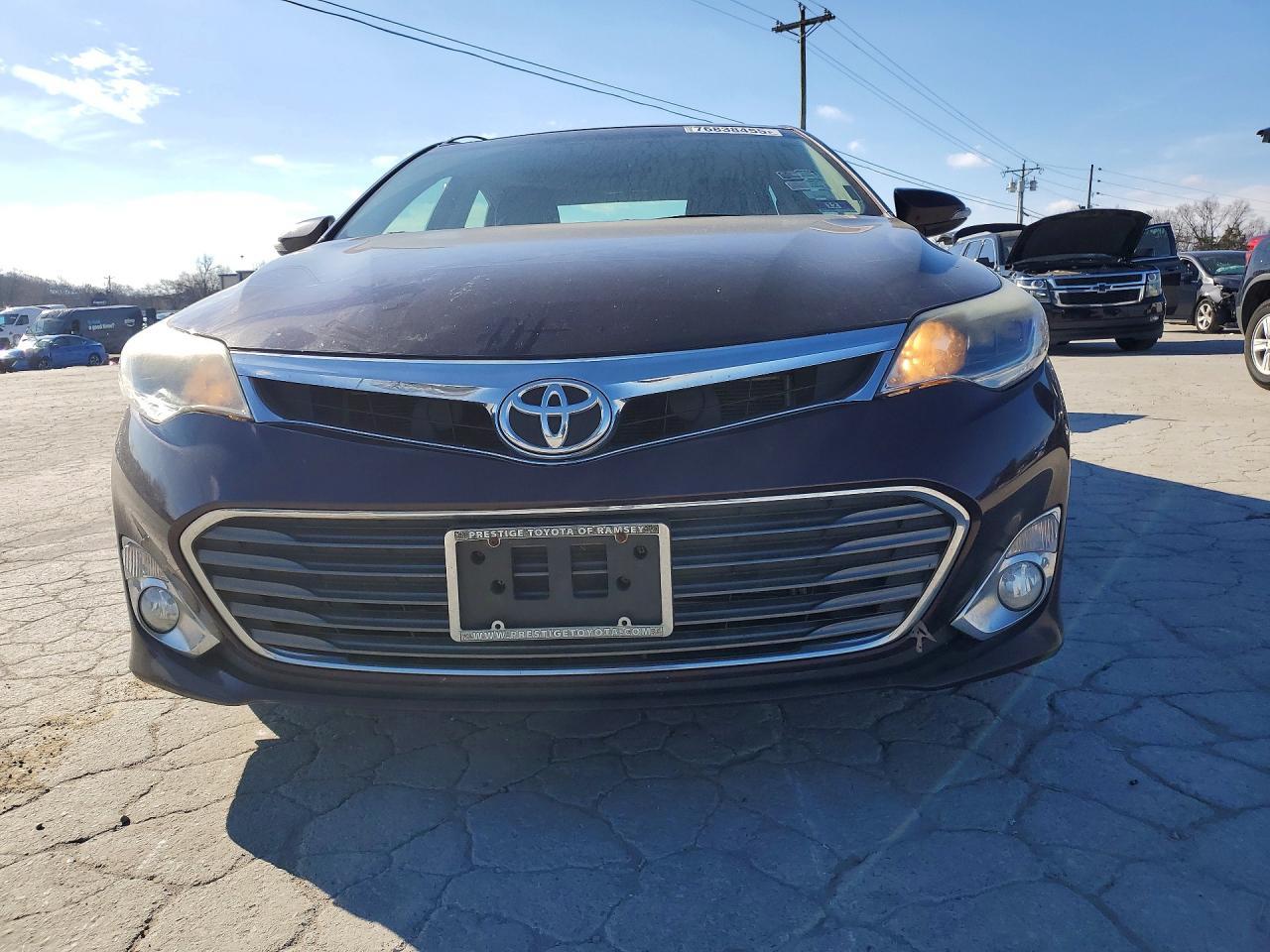 2015 Toyota Avalon Xle - Image 5