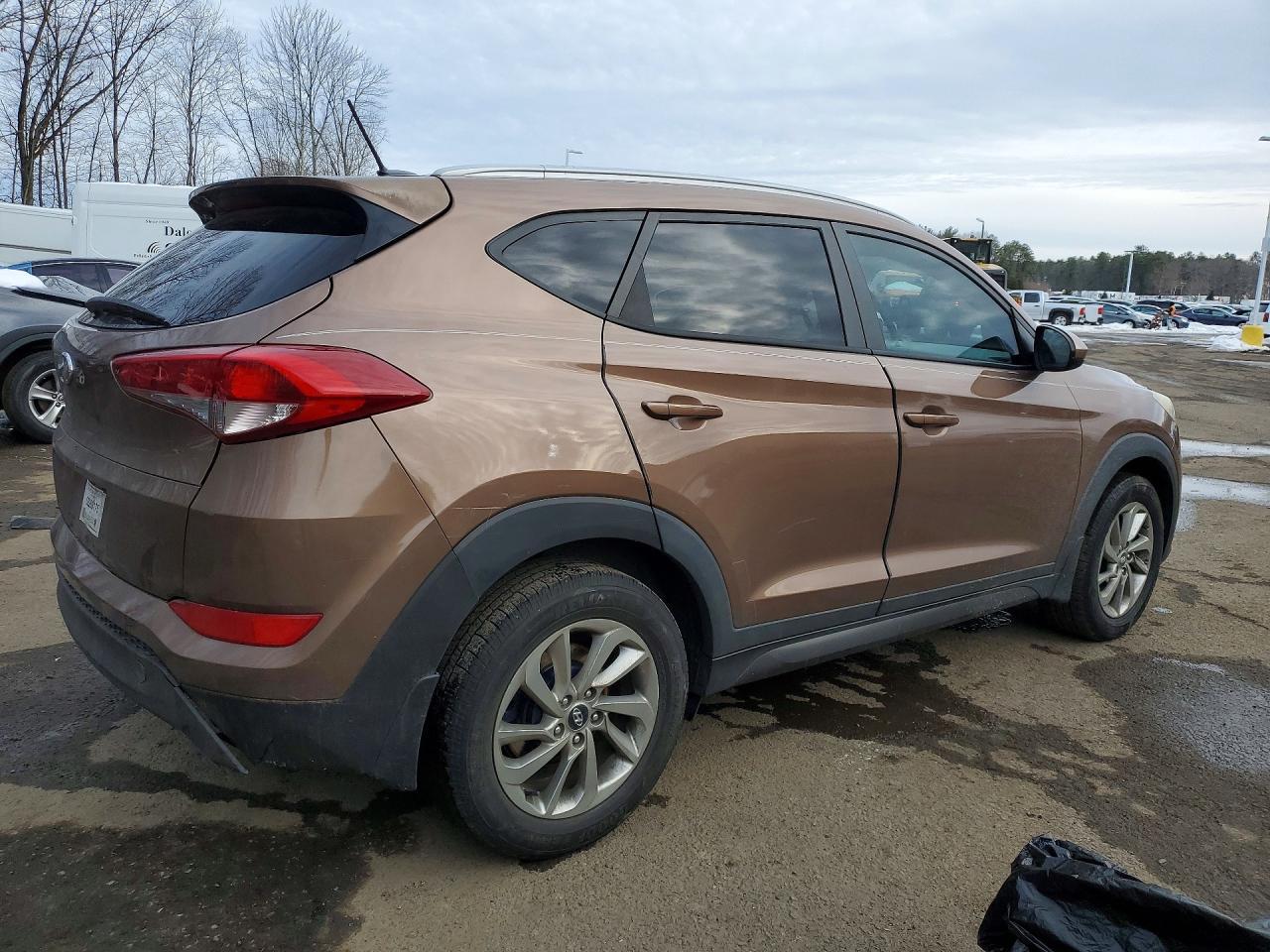 2016 Hyundai Tucson Limited - Image 3
