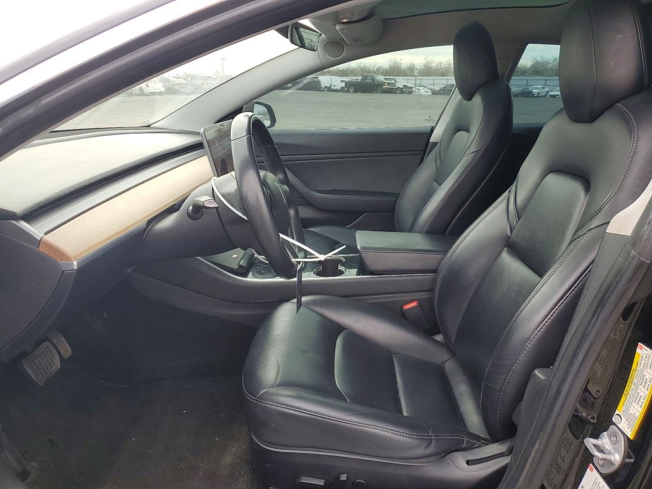 2018 Tesla Model 3 - Image 7