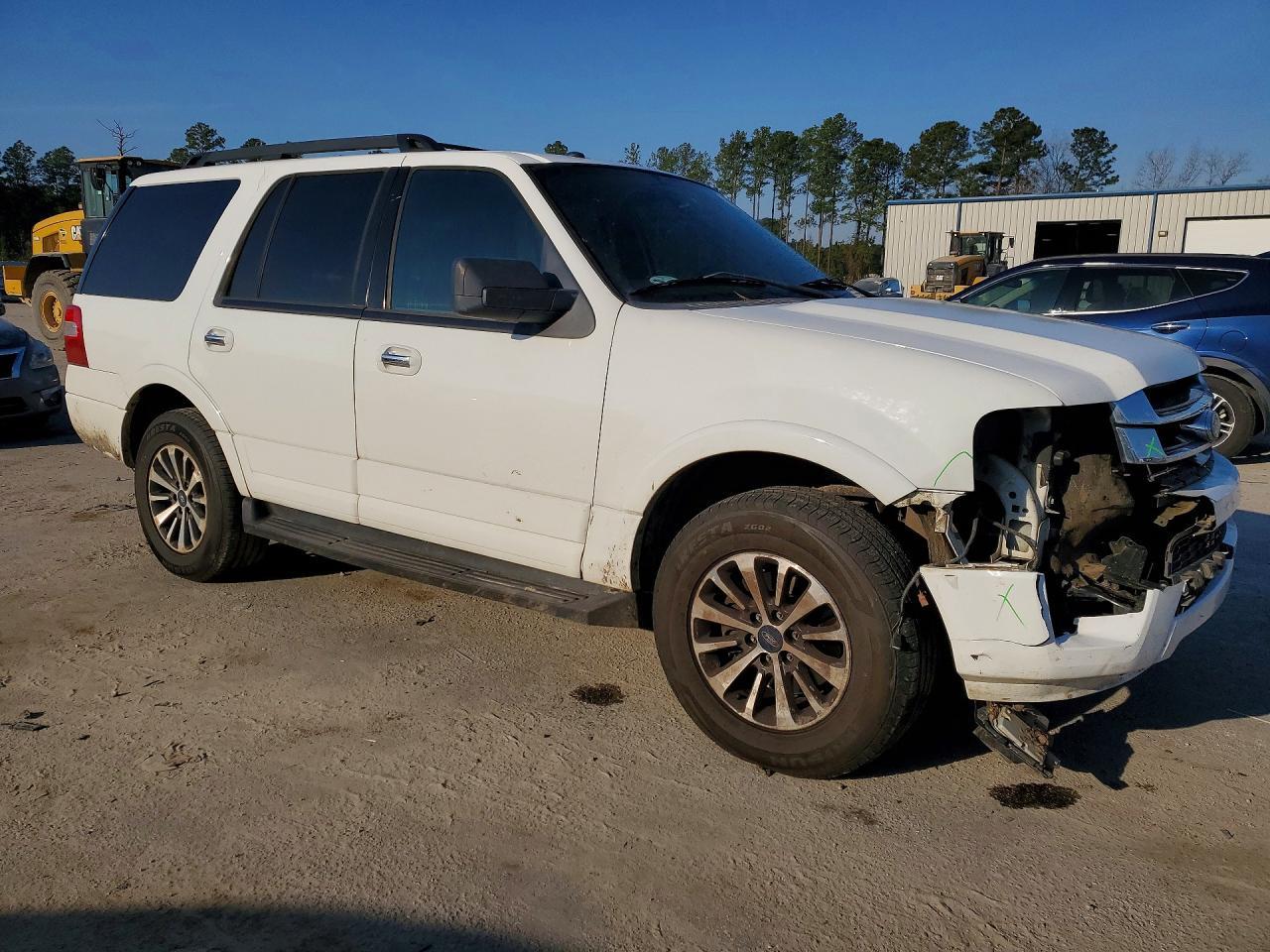 2015 Ford Expedition Xlt - Фото 4