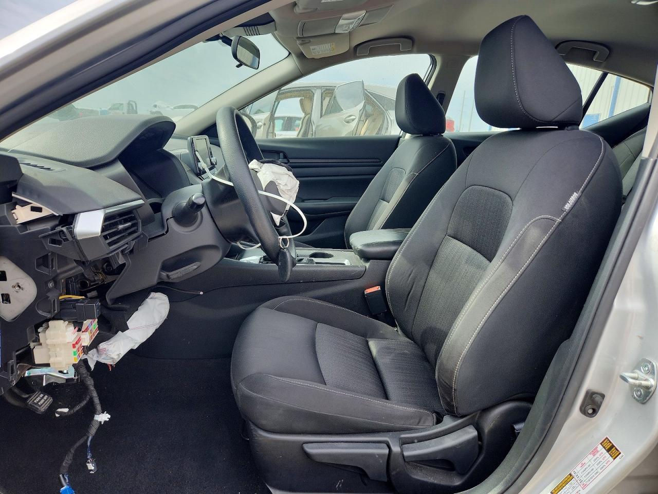 2023 Nissan Altima 2.5 S - Image 7