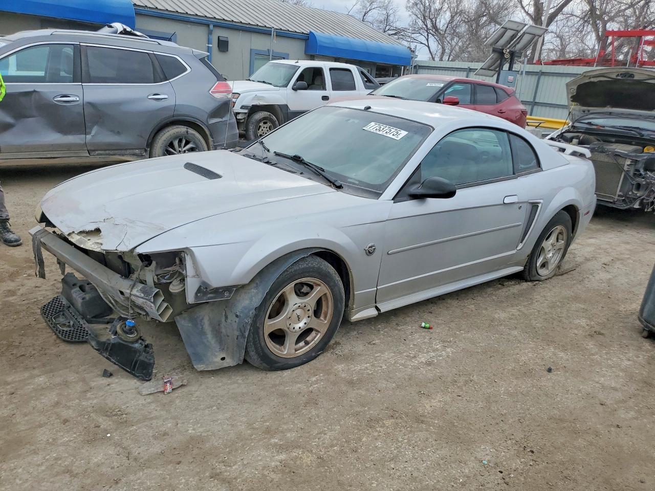 2004 Ford Mustang