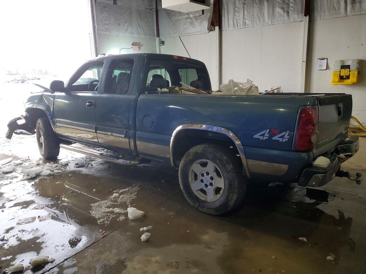 2005 Chevrolet Silverado K1500 - Фото 2