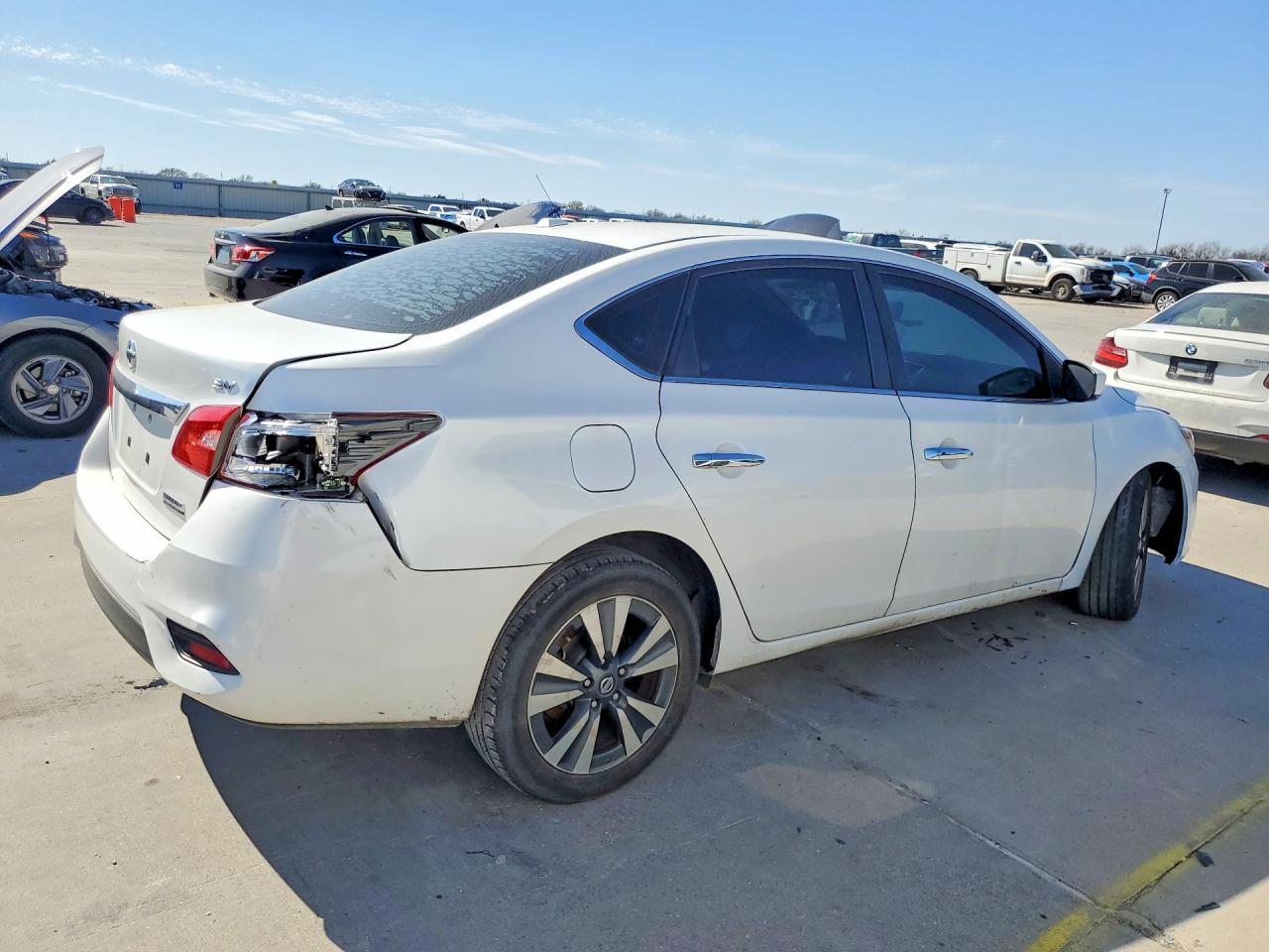 2019 Nissan Sentra Sv - Image 3