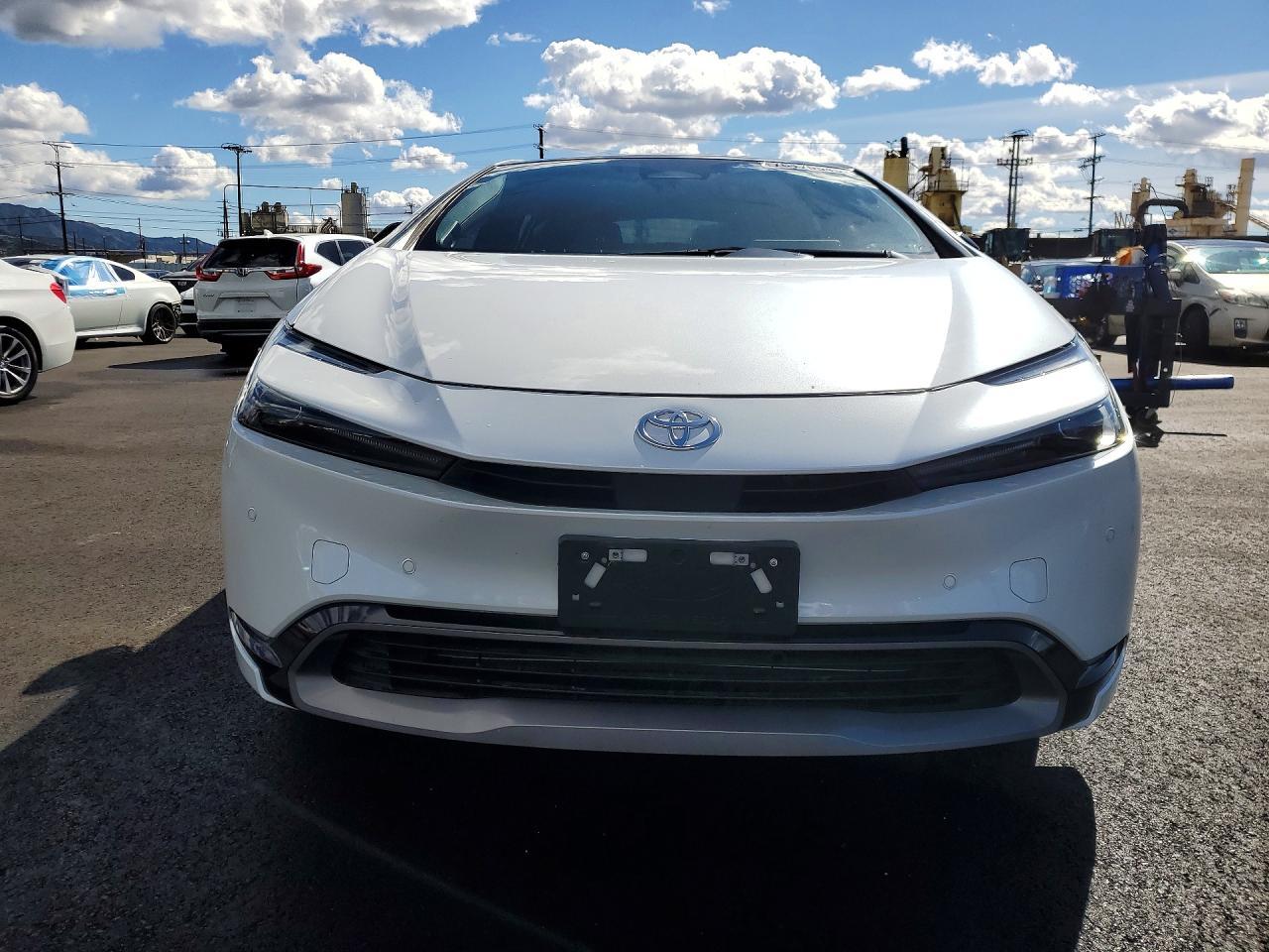 2024 Toyota Prius Limited - Image 5
