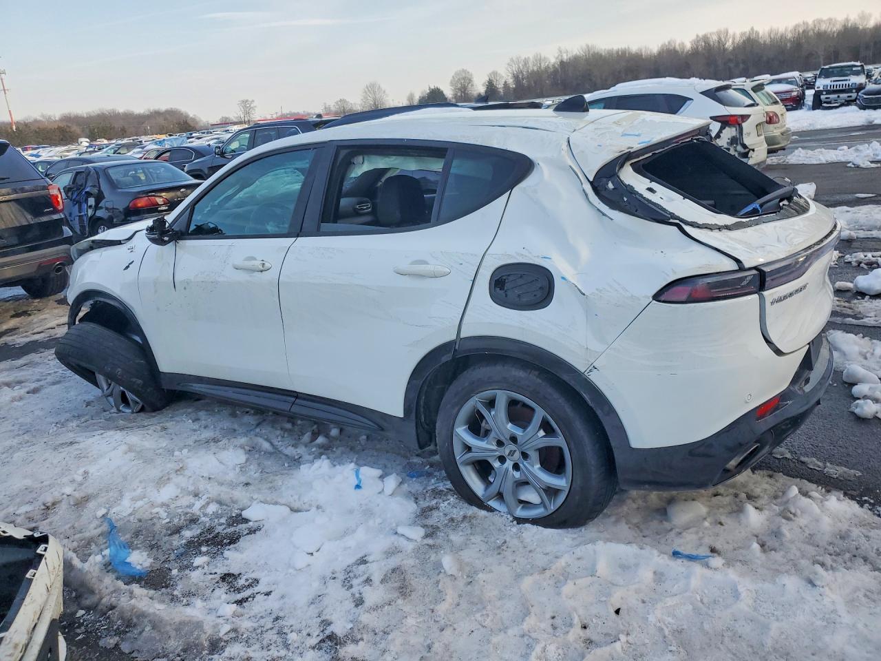 2024 Dodge Hornet - Image 2