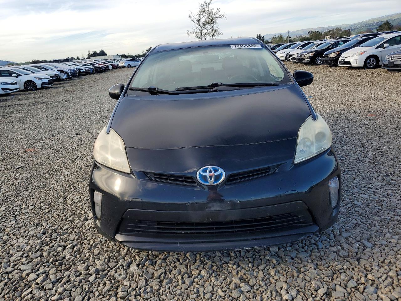 2015 Toyota Prius Two - Фото 5