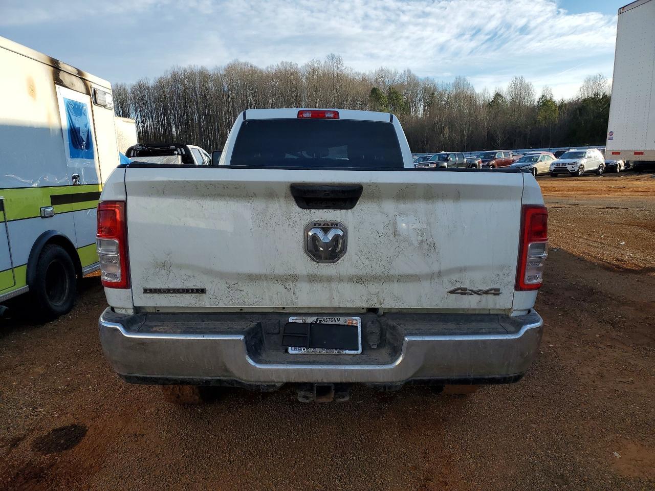 2024 Ram 3500 Big Horn - Image 6