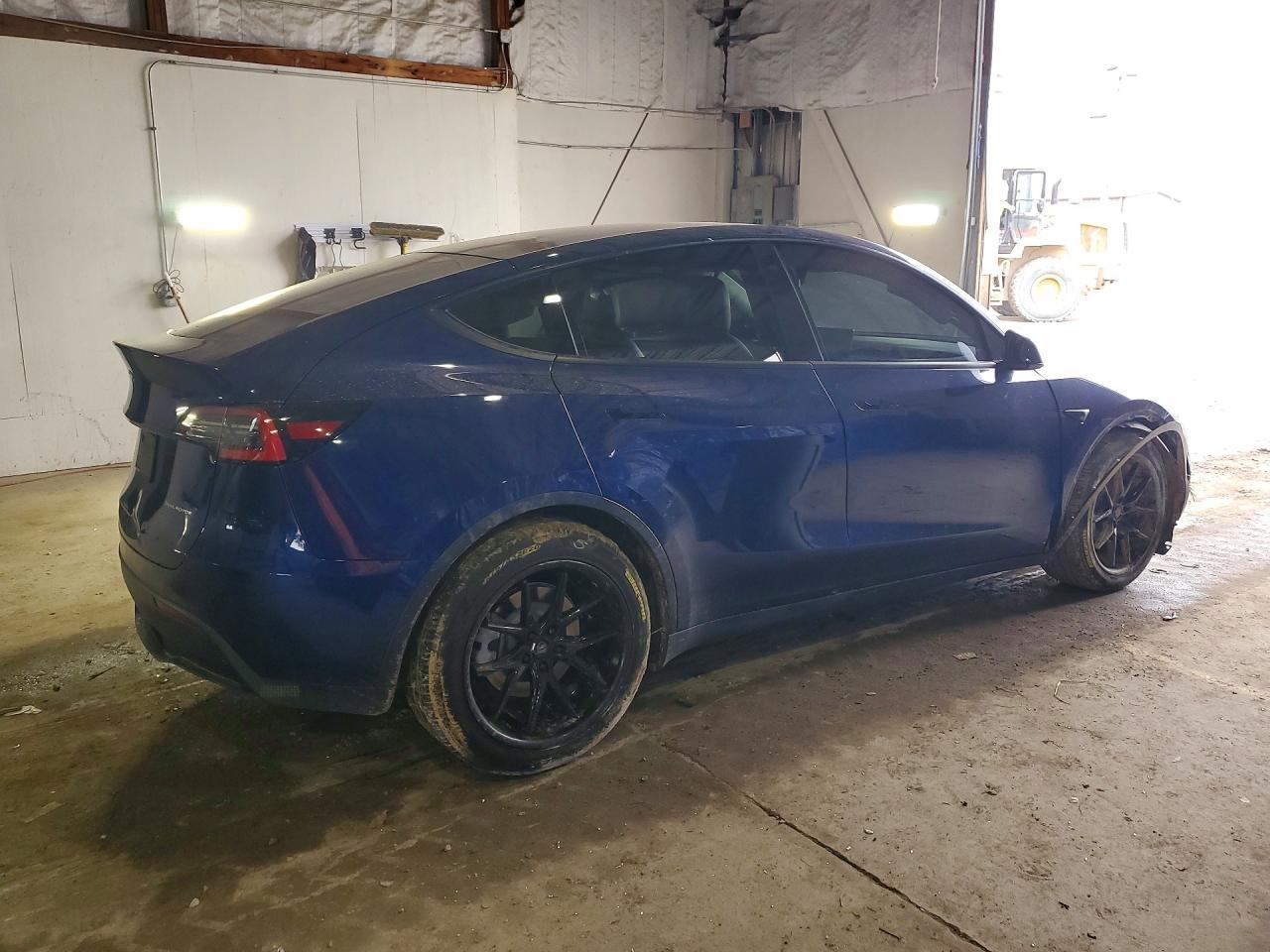 2021 Tesla Model Y - Image 3