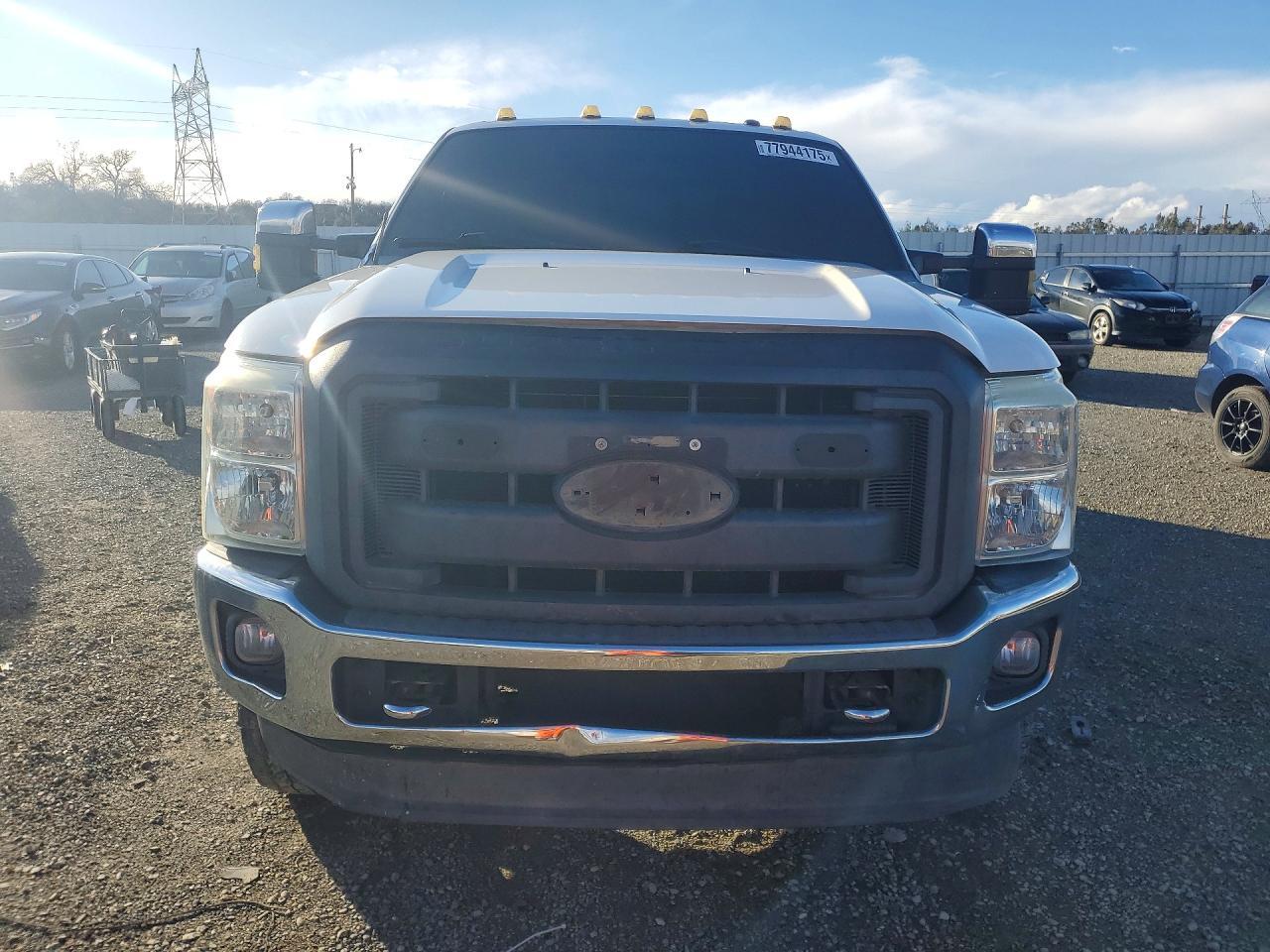 2015 Ford F250 Super Duty - Фото 5