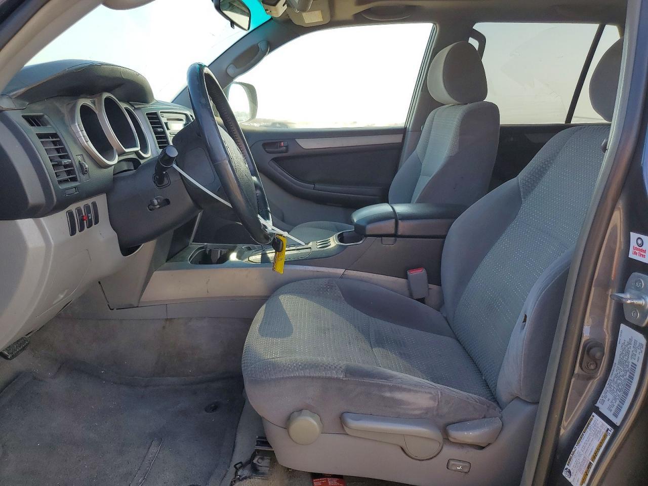 2004 Toyota 4Runner Sr5 - Фото 7