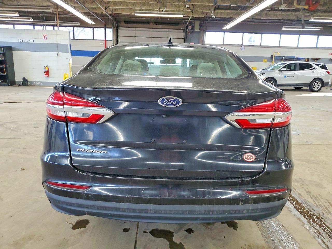 2020 Ford Fusion S - Фото 6