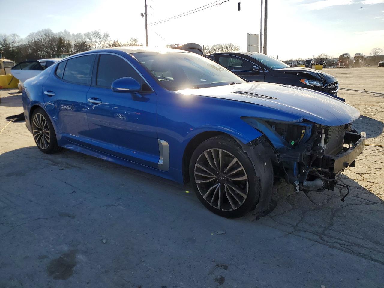 2018 Kia Stinger Premium - Фото 4