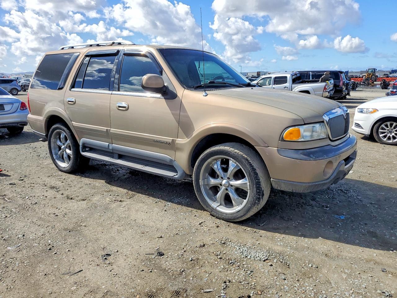 1999 Lincoln Townhouse Navigator - Фото 4