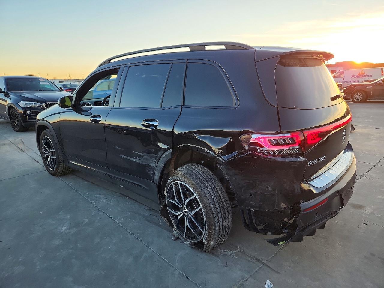 2023 Mercedes-Benz Eqb 300 4Matic - Фото 2