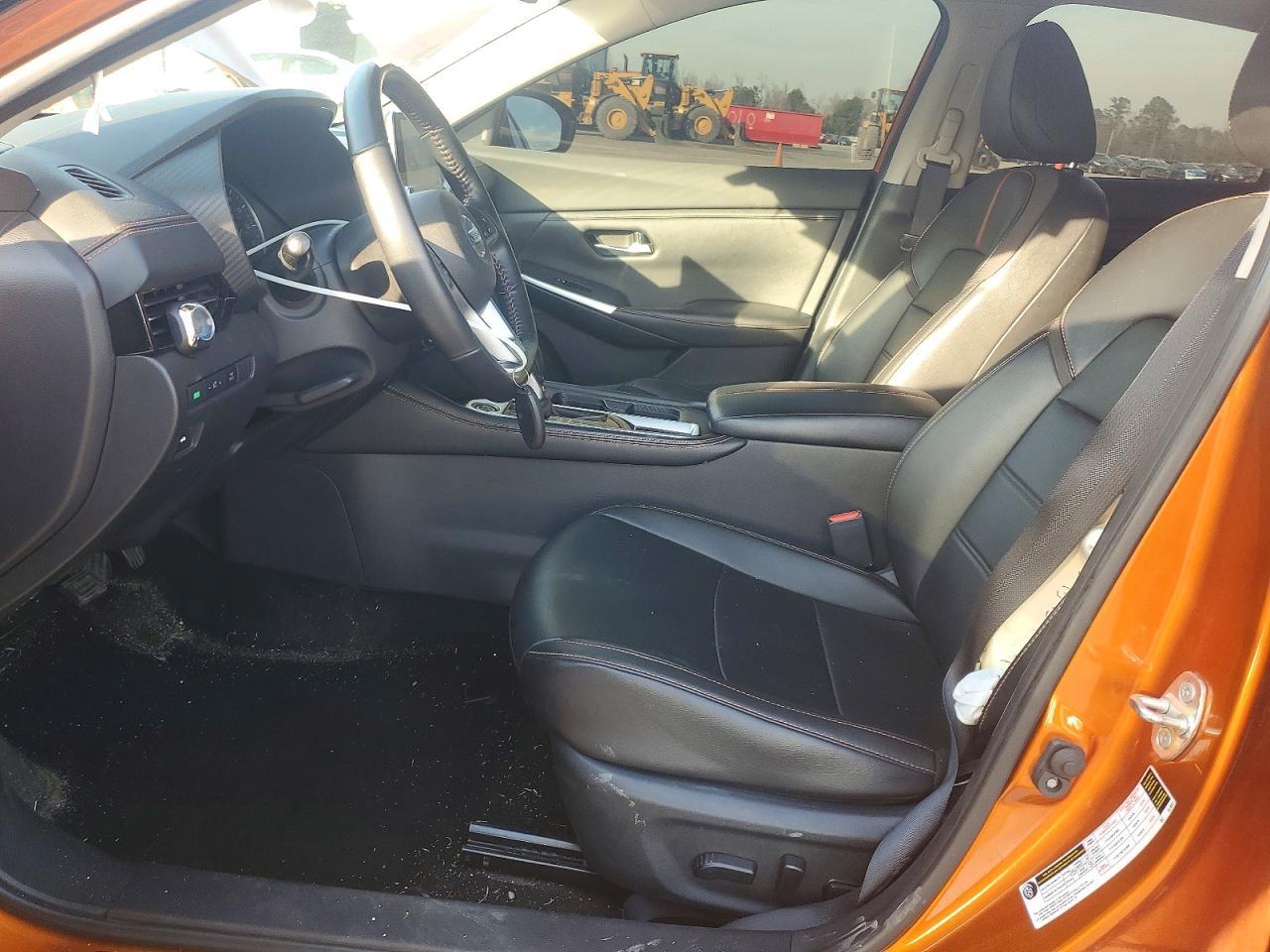 2022 Nissan Sentra Sr - Image 7
