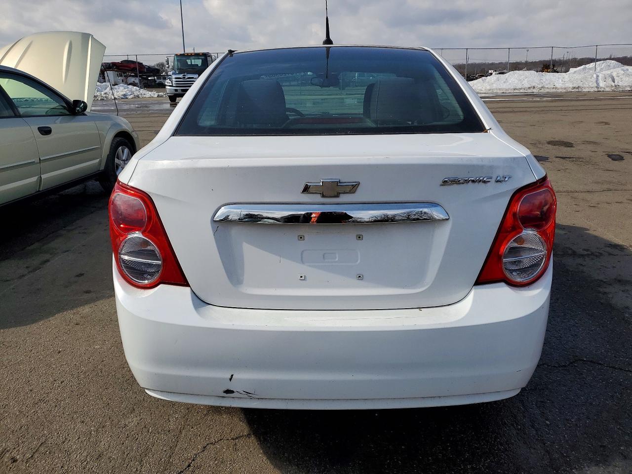 2012 Chevrolet Sonic Lt - Фото 6