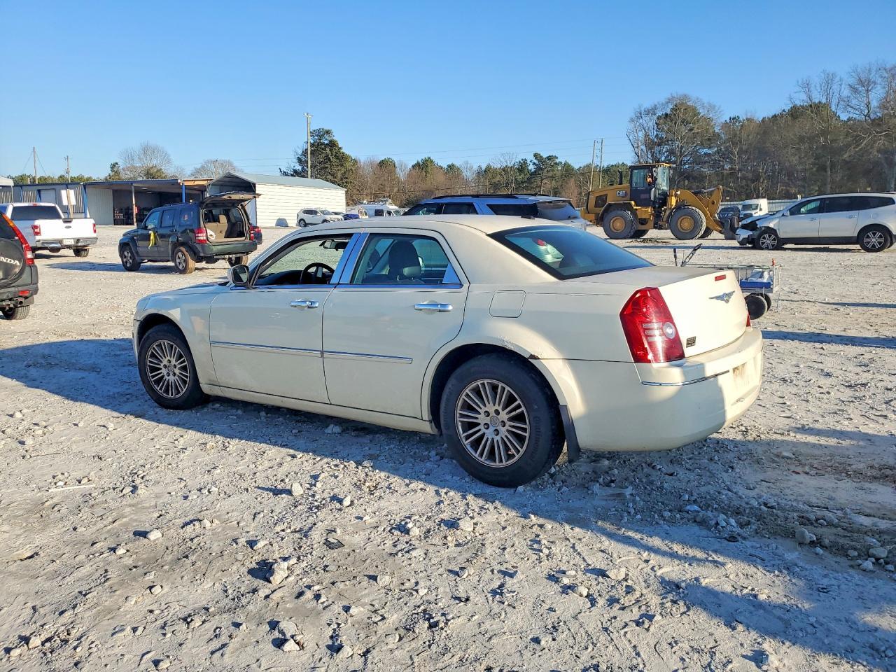 2009 Chrysler 300 Touring - Image 2