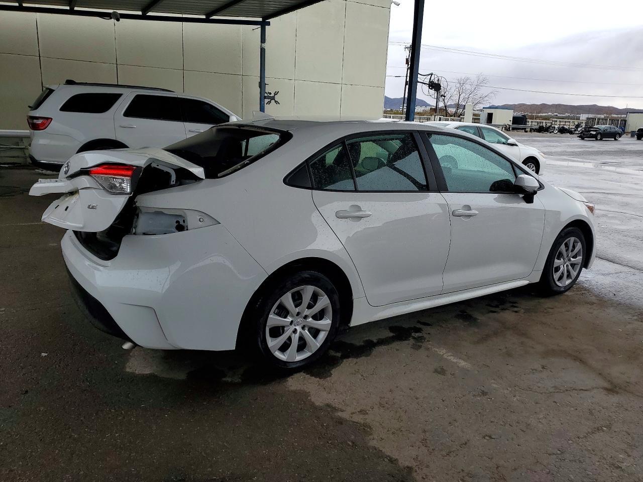 2025 Toyota Corolla Le - Фото 3