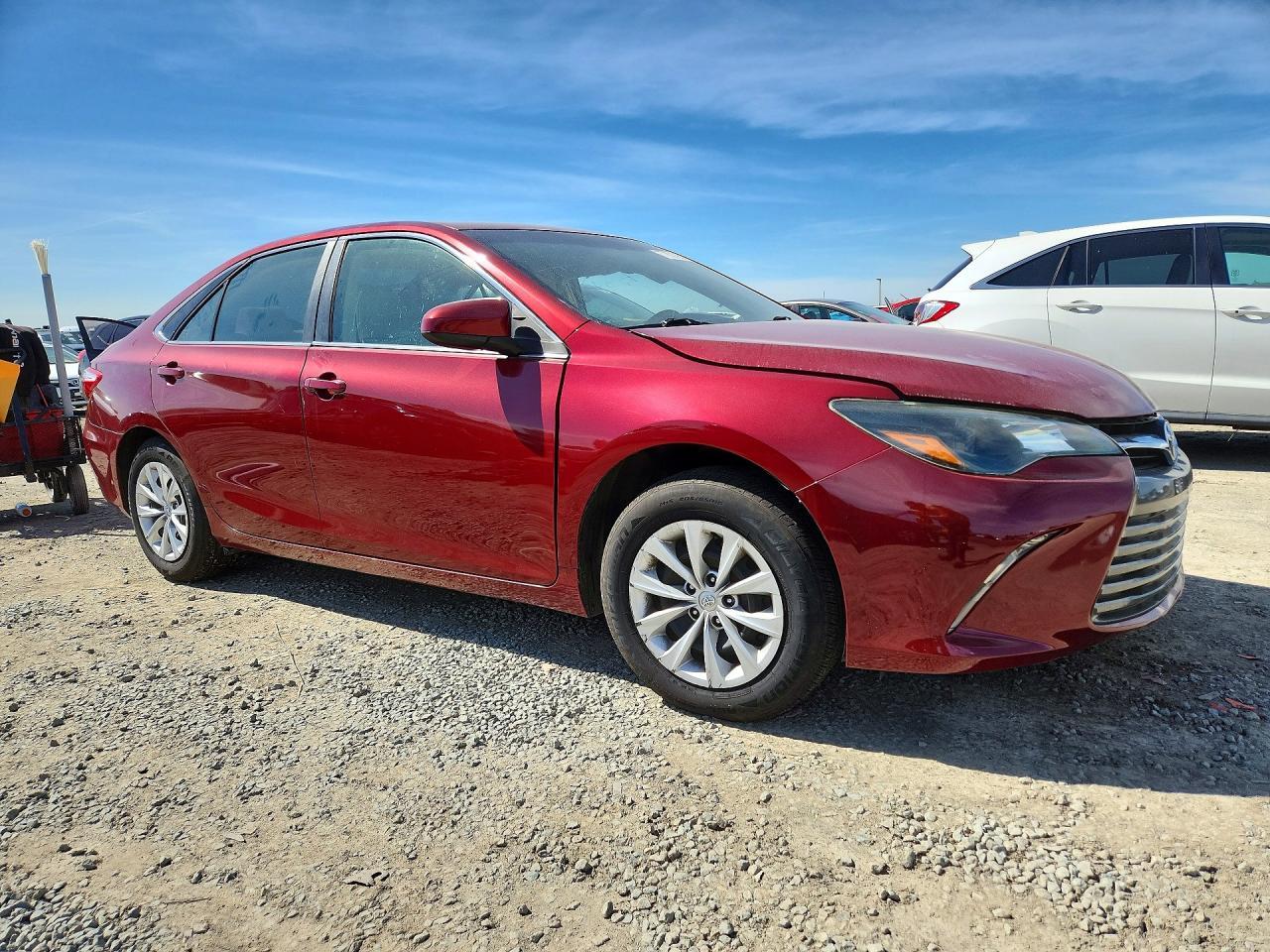 2015 Toyota Camry Le - Фото 4