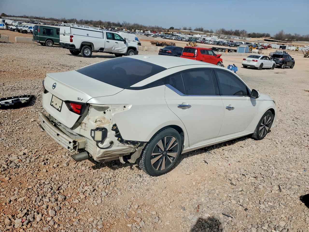 2019 Nissan Altima Sv - Фото 3