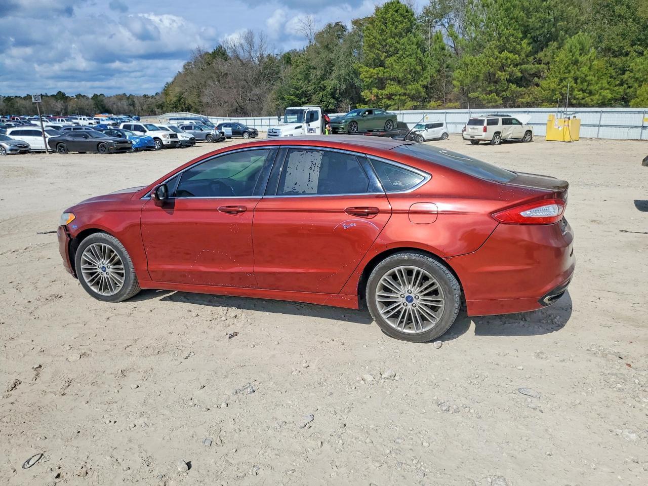 2014 Ford Fusion Se - Фото 2