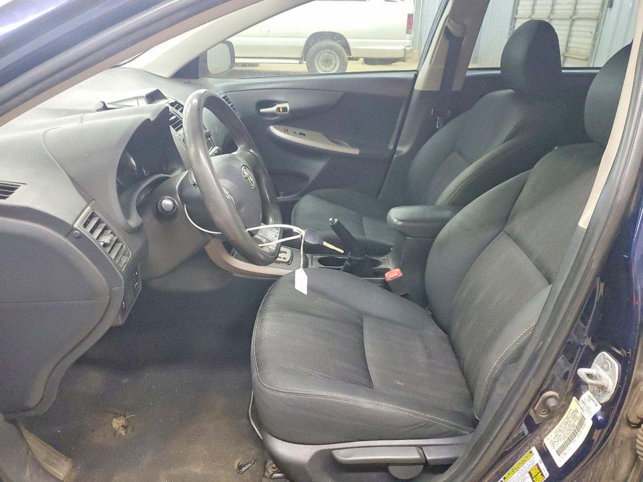 2012 Toyota Corolla Base - Фото 7